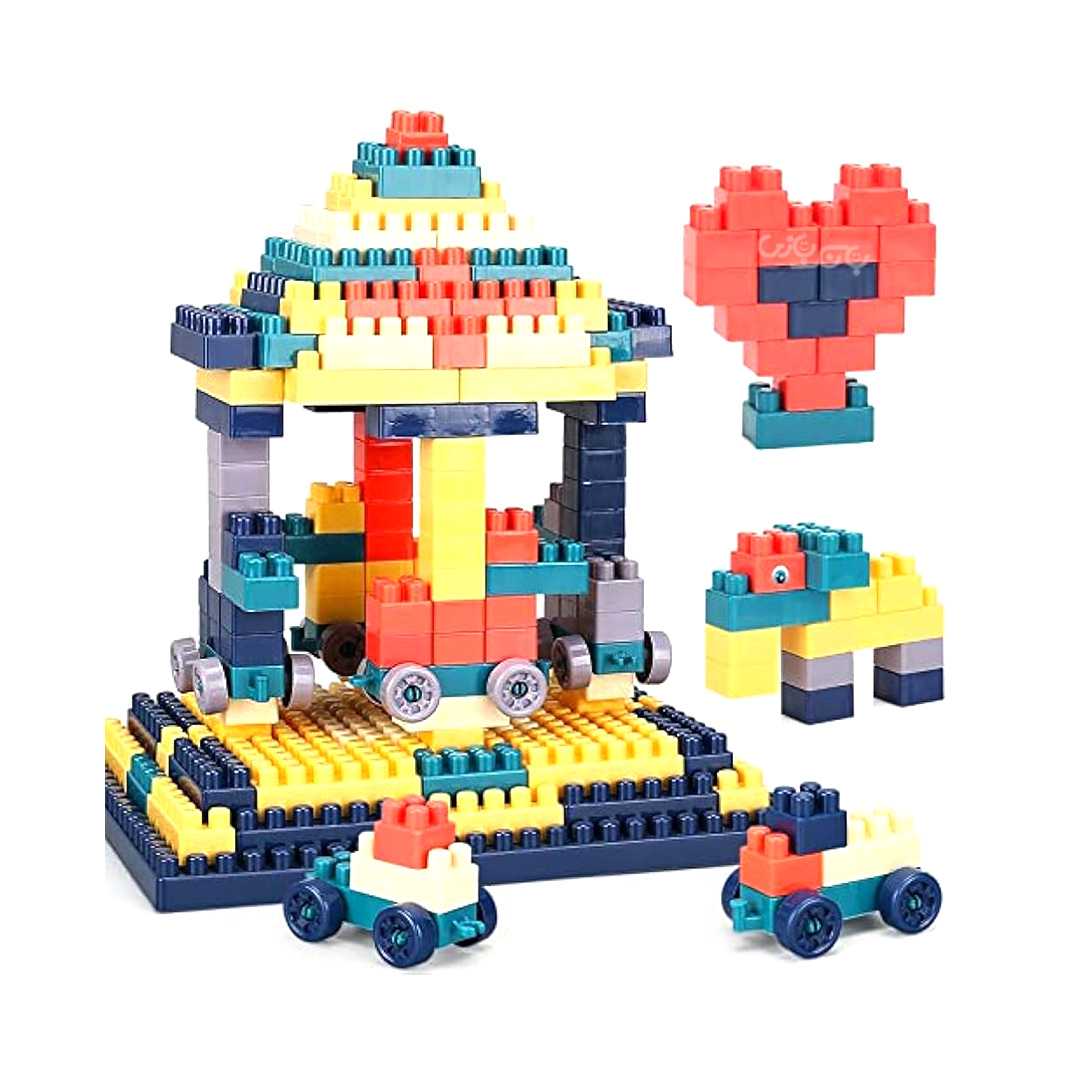 تصویری از سازه ی ساخته شده با ساختنی مدل building blocks park 520 pcs