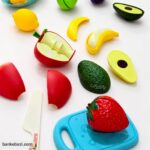 نمای نزدیک از کیفیت ست برشی میوه کودک